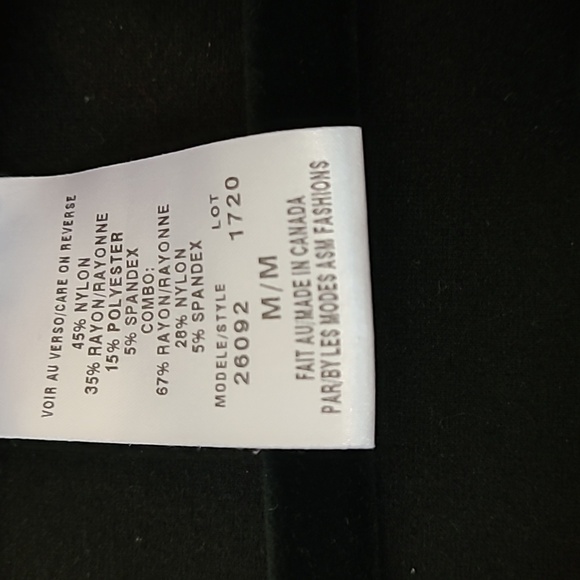 Libra 🇨🇦 Black Long Blazer/Coat W/Red knit sweater spots applicas  size Medium - Picture 4 of 8